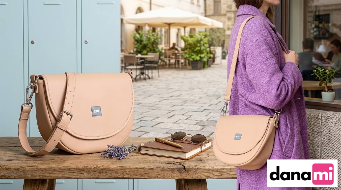 Jarní kolekce kabelek Stylová jarní kabelka Mana Mana v pískové barvě